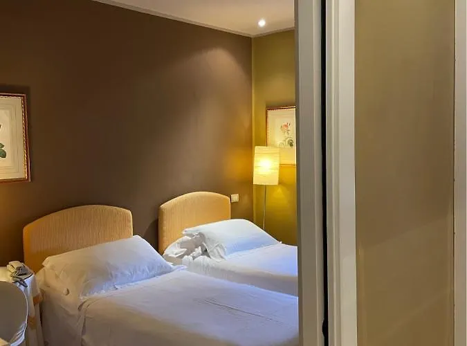 호텔 Ristorante Trieste 3*